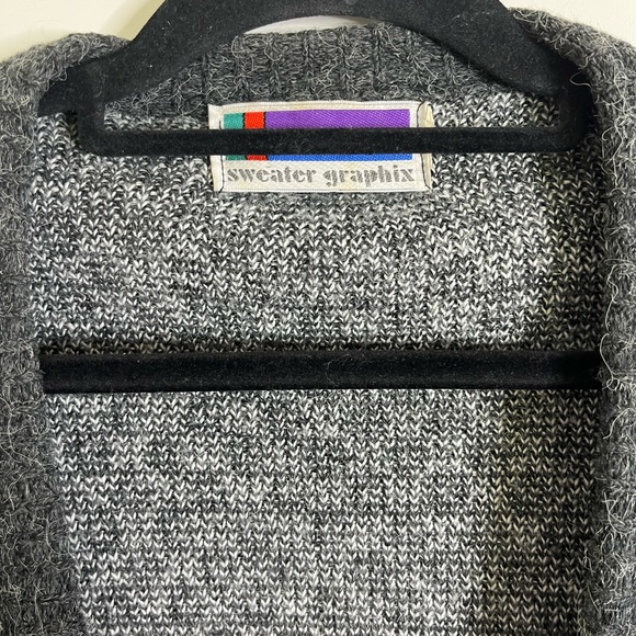 Vintage Sweater Graphix Grey Cardigan Sweater - Picture 7 of 8